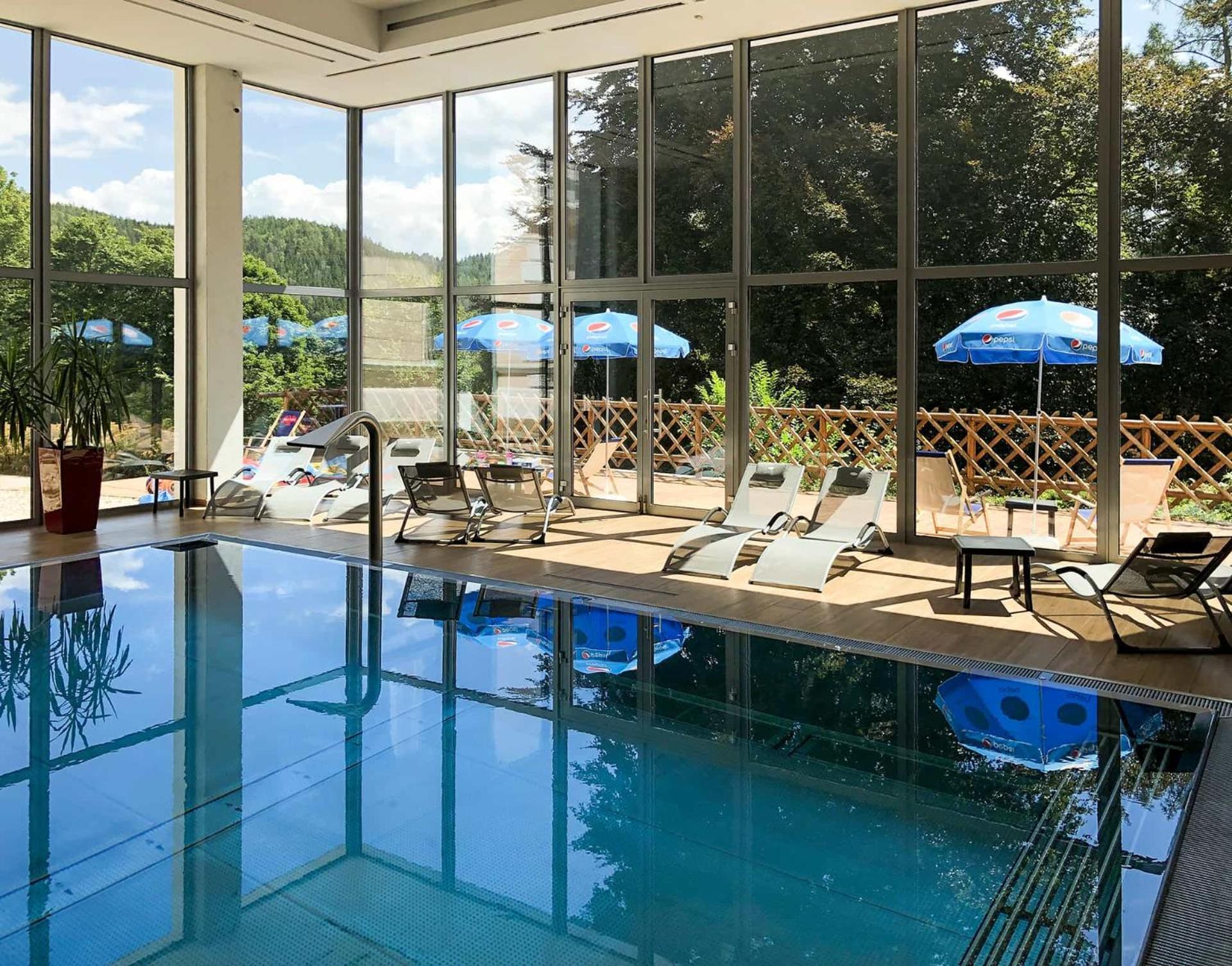 Hotel Chateau Cihelny 卡罗维发利 外观 照片